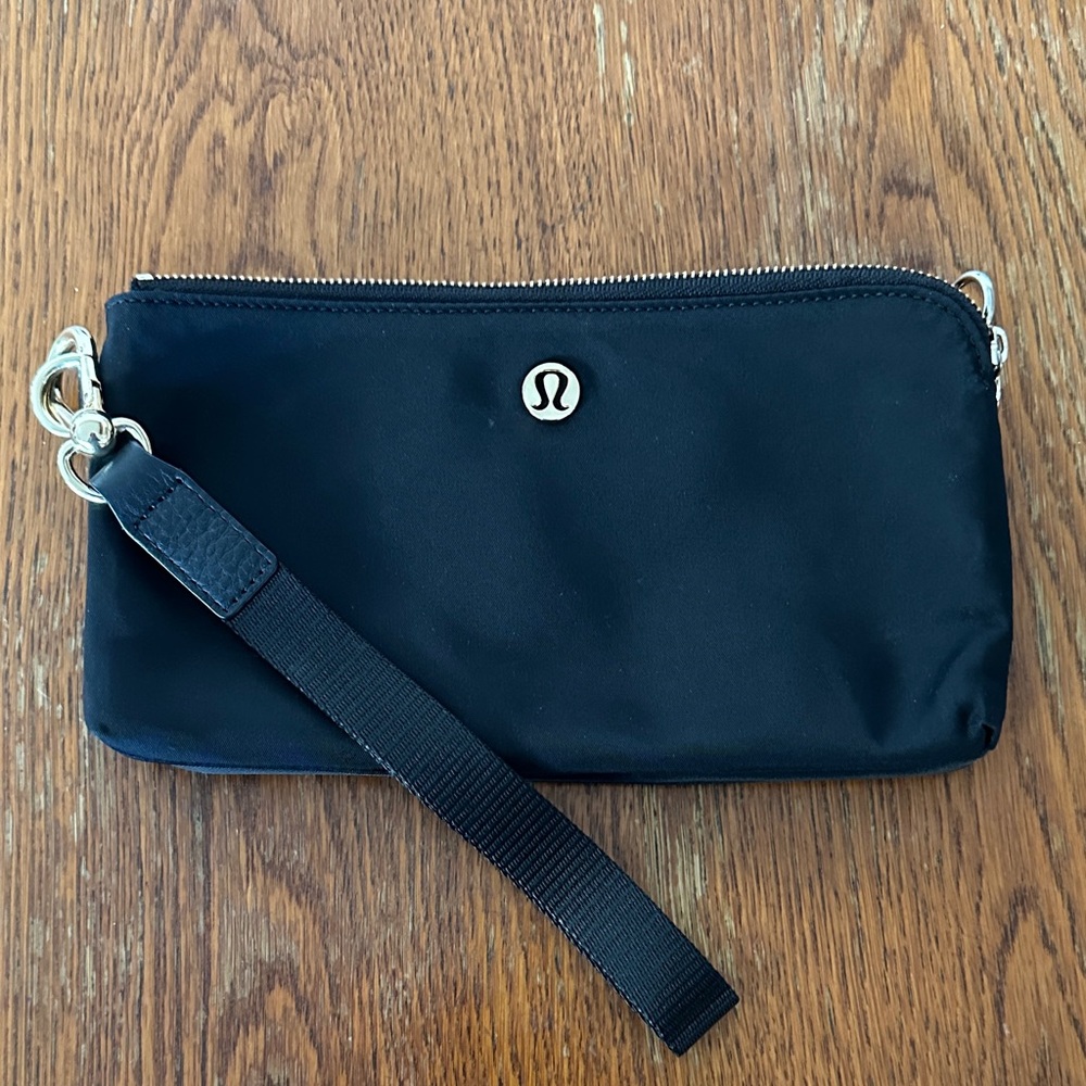 lululemon athletica Black Wristlet Clutch